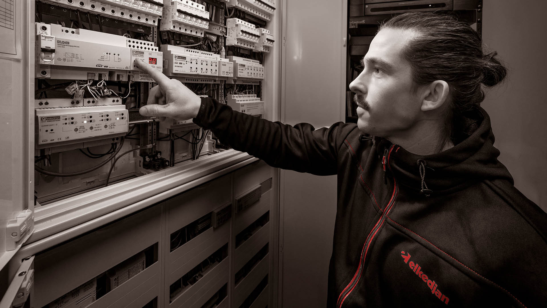 Hero 1920X1080 2301242